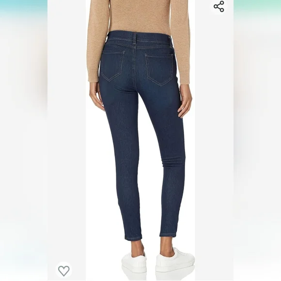 Amazon Essentials Women's Skinny Stretch Knit Jegging - Picture 5 of 12